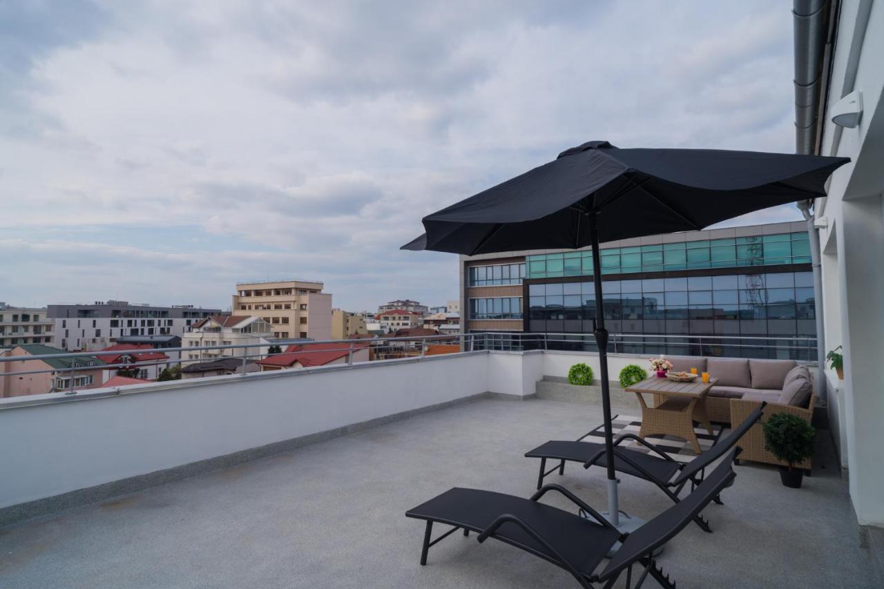 Penthouse With Huge Rooftop Terrace & City View Букурещ Екстериор снимка