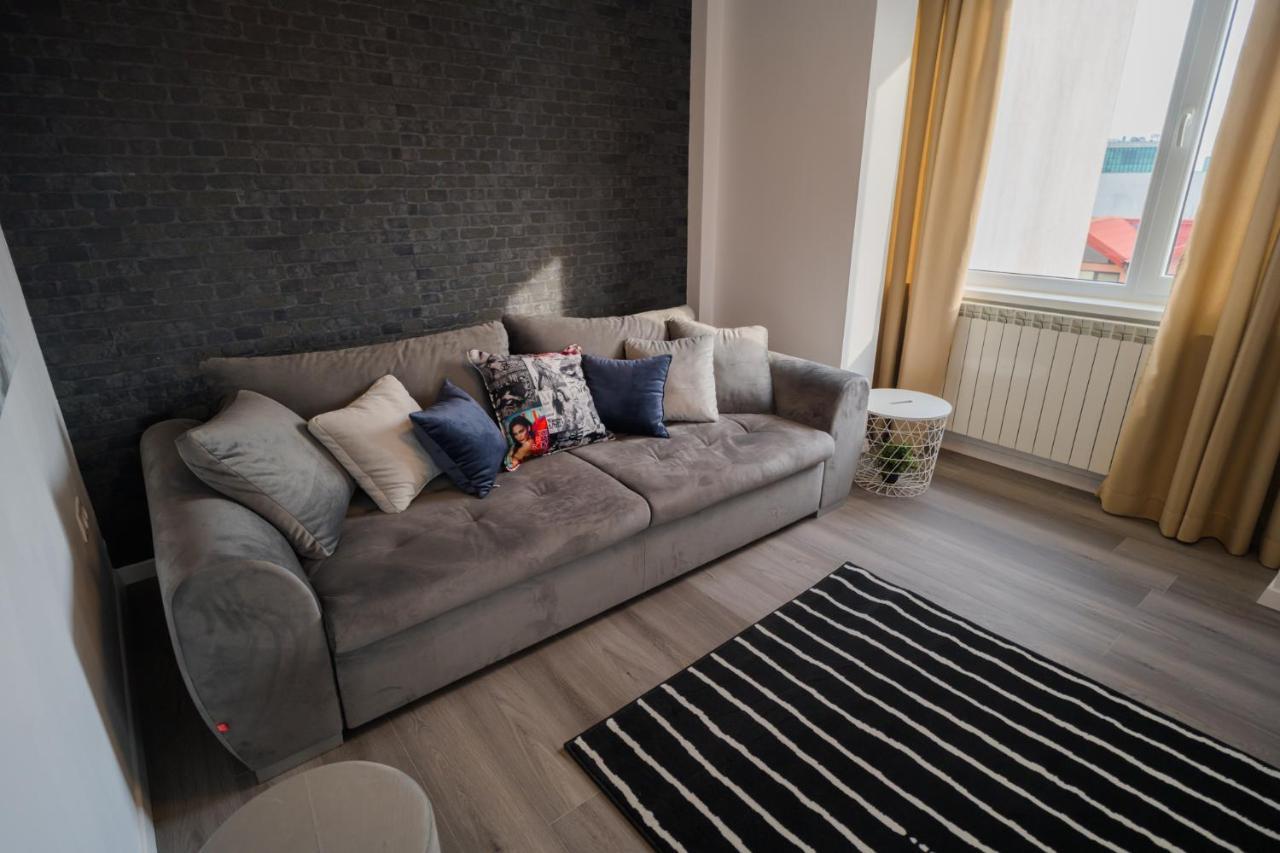 Penthouse With Huge Rooftop Terrace & City View Букурещ Екстериор снимка