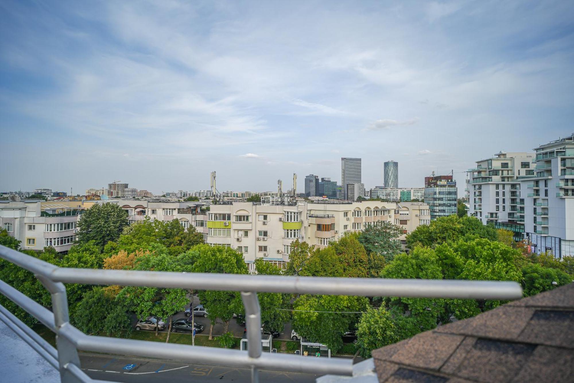 Penthouse With Huge Rooftop Terrace & City View Букурещ Екстериор снимка