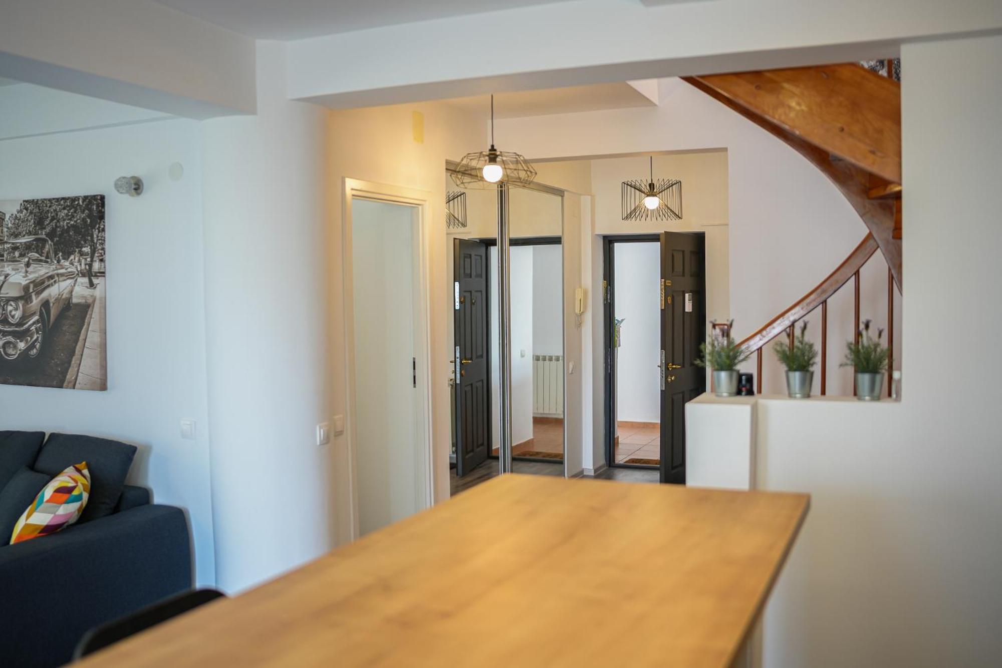 Penthouse With Huge Rooftop Terrace & City View Букурещ Екстериор снимка